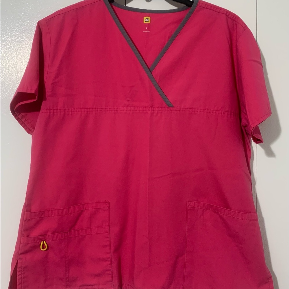 Wonderwink scrub top